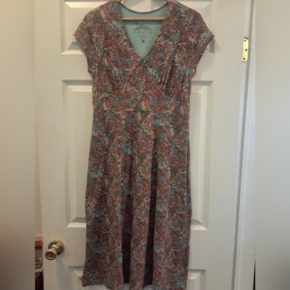 Sahalie Vibrant Paisley Printed Dress - Picture 1 of 4